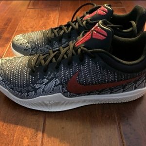 Nike mamba rage shoes